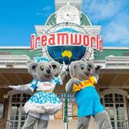 Gold Coast Theme Park Family Villa Exterior foto
